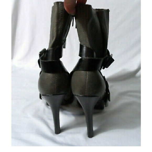 BACIO 61 Heeled Booties 7.5M Taupe Black Strappy - Picture 7 of 10